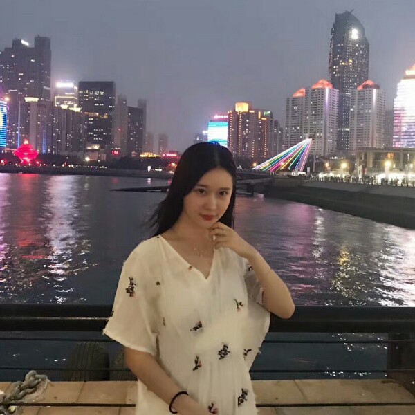 粉色兔子的照片