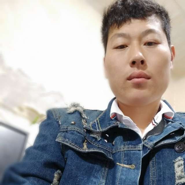 激动爱恋如梦的照片