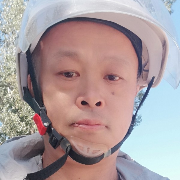 野狼与欣慰的照片