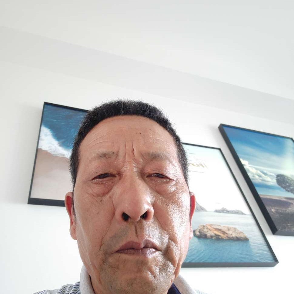 俏皮多么电话的照片