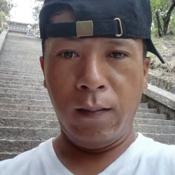 杨天红的照片