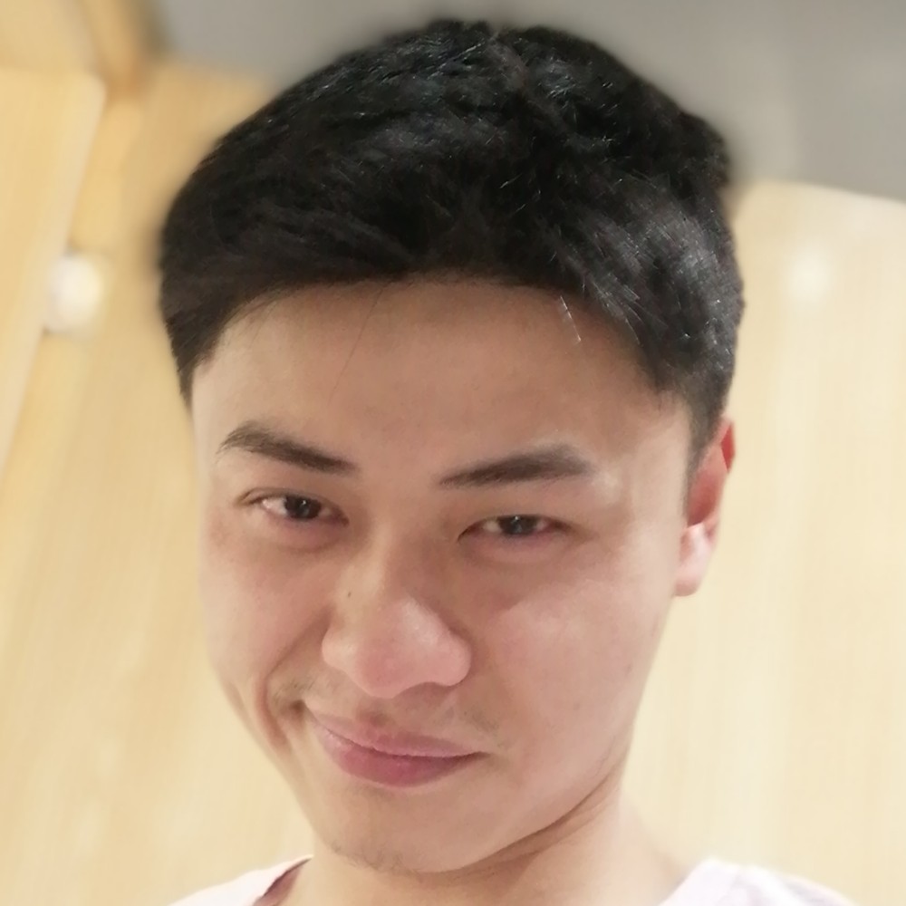 一个普通的男人的照片