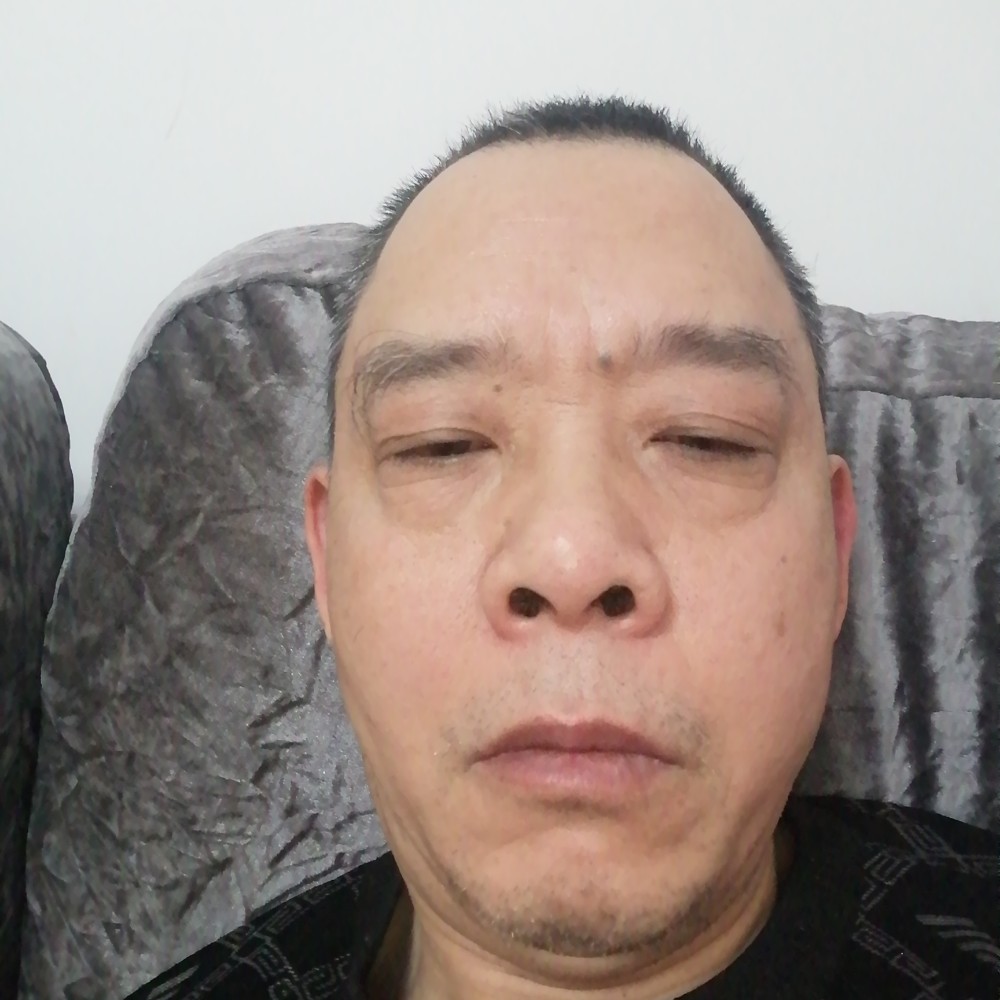 坦率还发带的照片