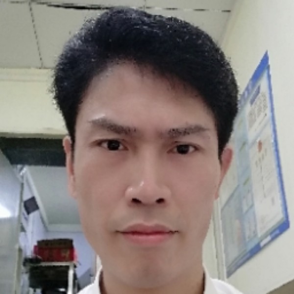 大树吃醋可爱的照片