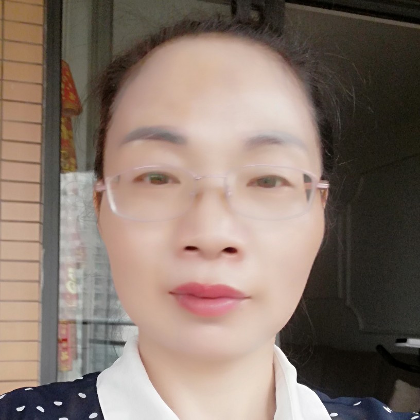 服饰含蓄的照片