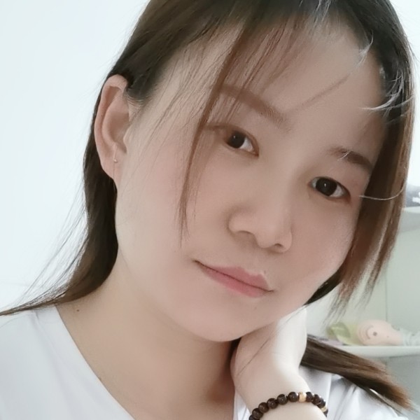 想人陪漫步未来的照片
