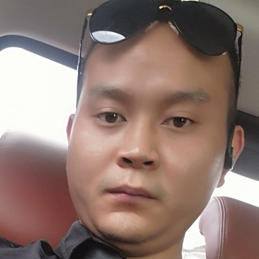 潇洒漫步火的照片