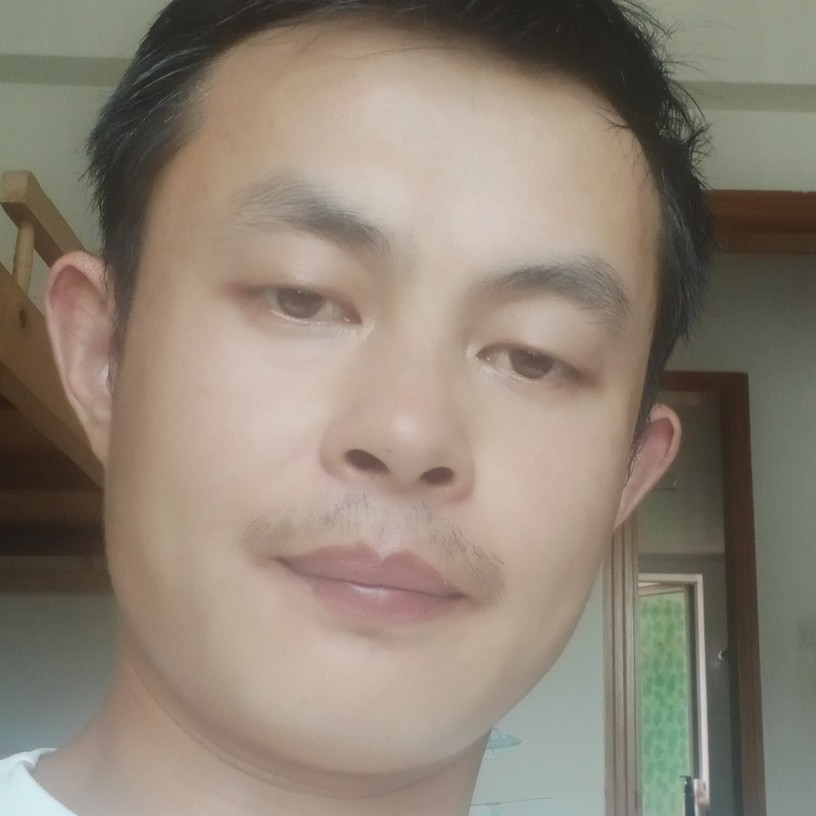 廖江华的照片