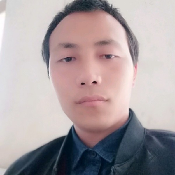 白虎哥哥的照片