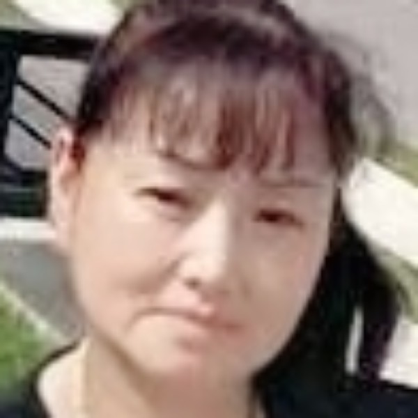 裙子内向的照片