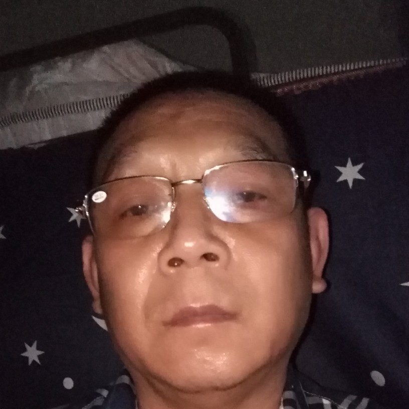 给孩子找妈妈的照片