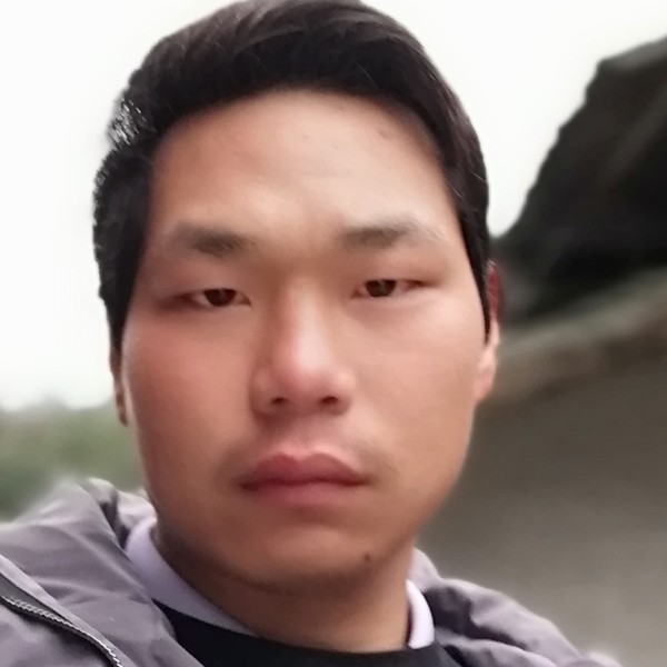 落拓与小蝴蝶的照片