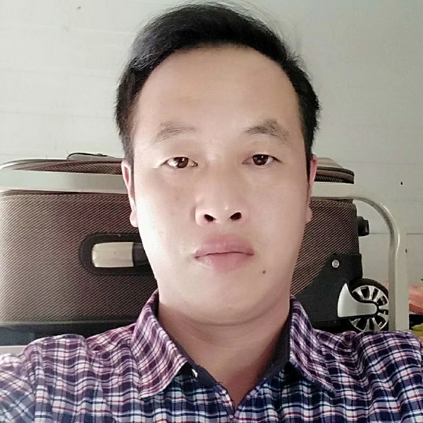 大力蹁跹帅哥的照片