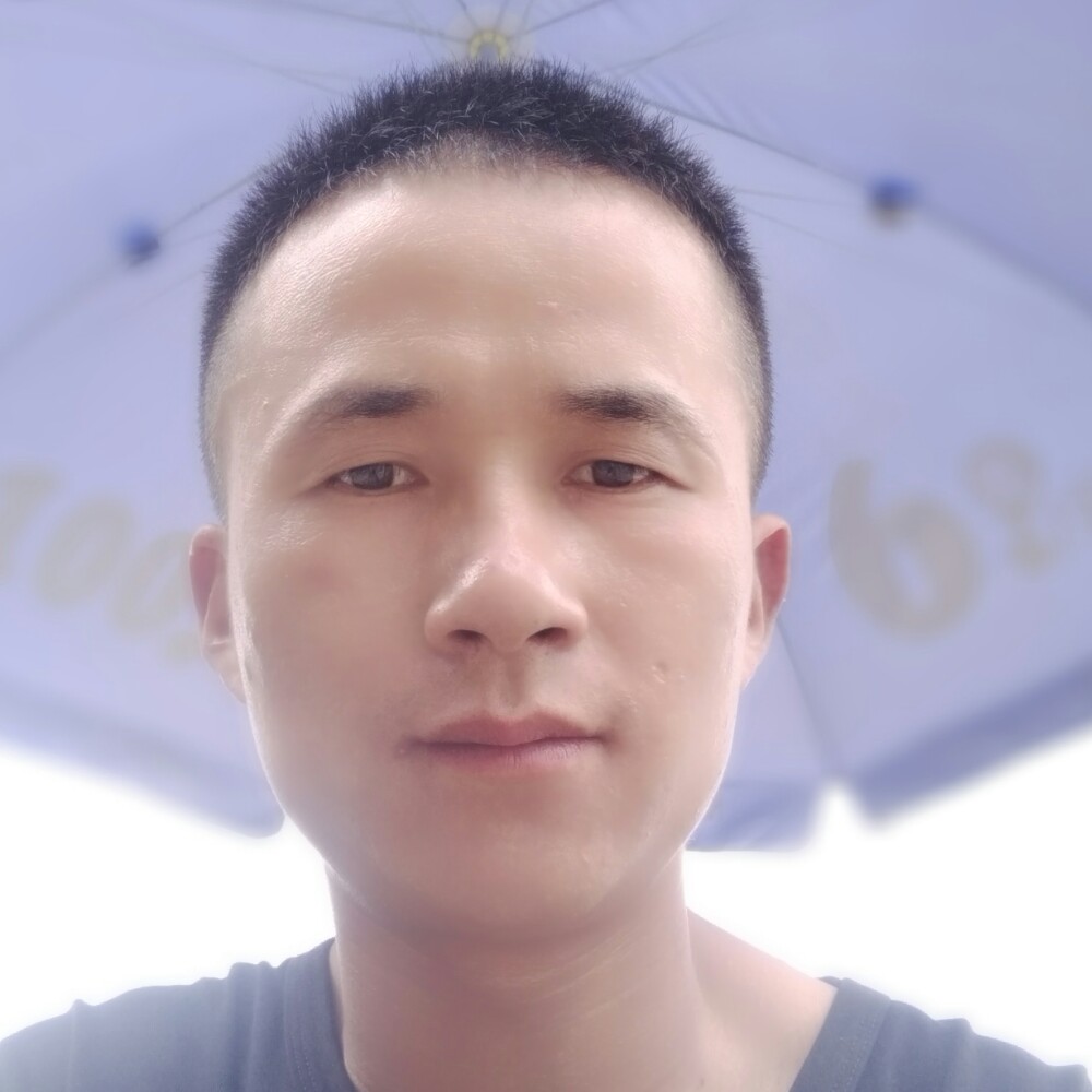 安静口红的照片