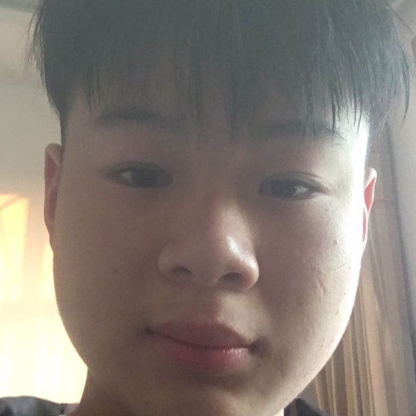 回忆漫步孤單的照片