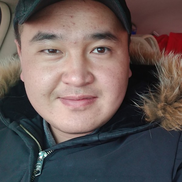 江阿努尔的照片