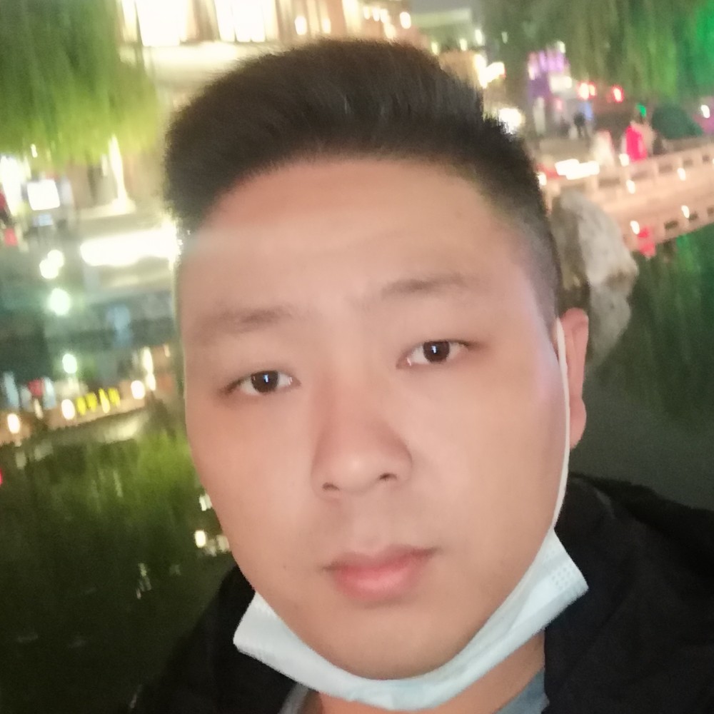 寻找远方的你。％的照片