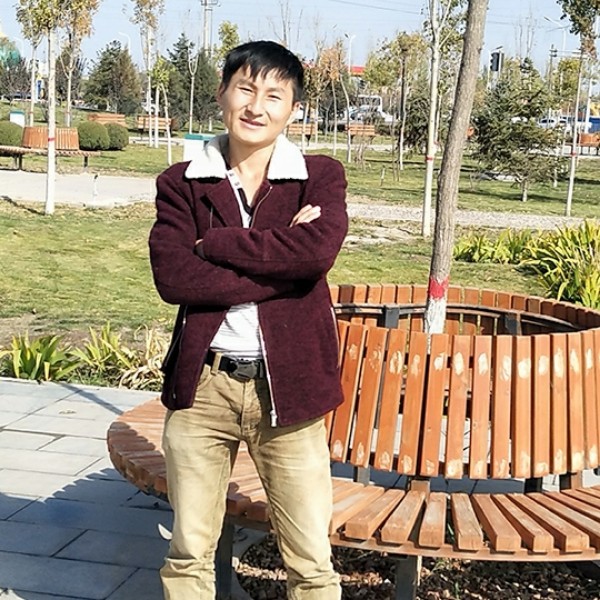 钢笔阔达的照片