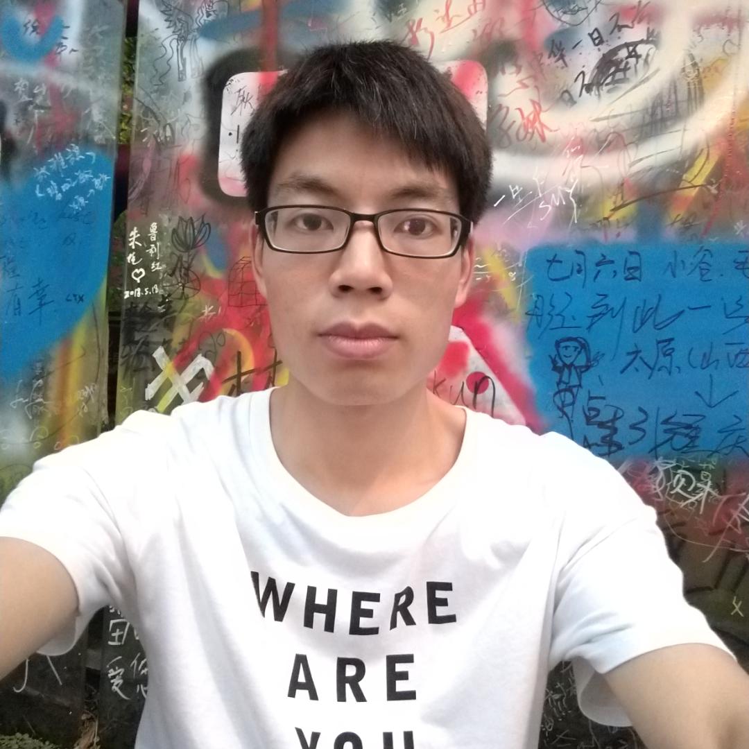 凡堃凡的照片