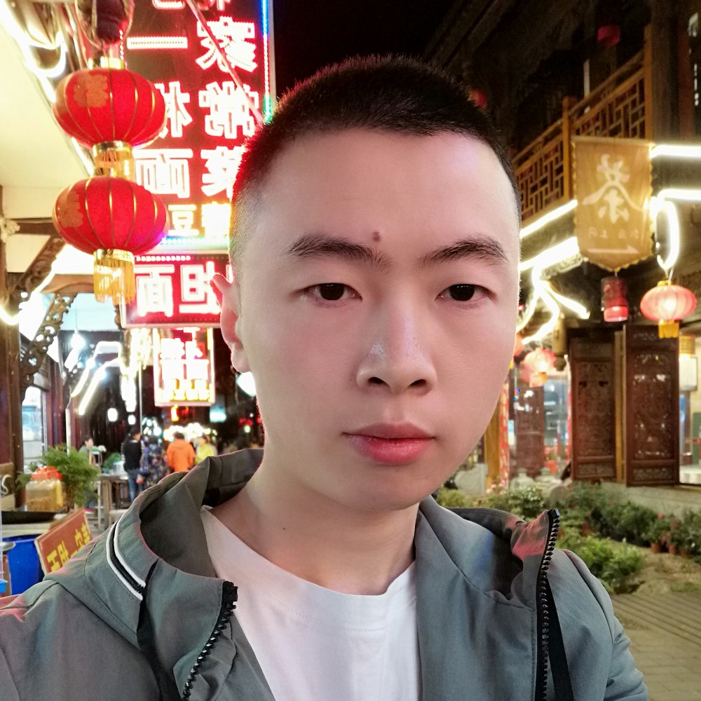 月下听雨的照片