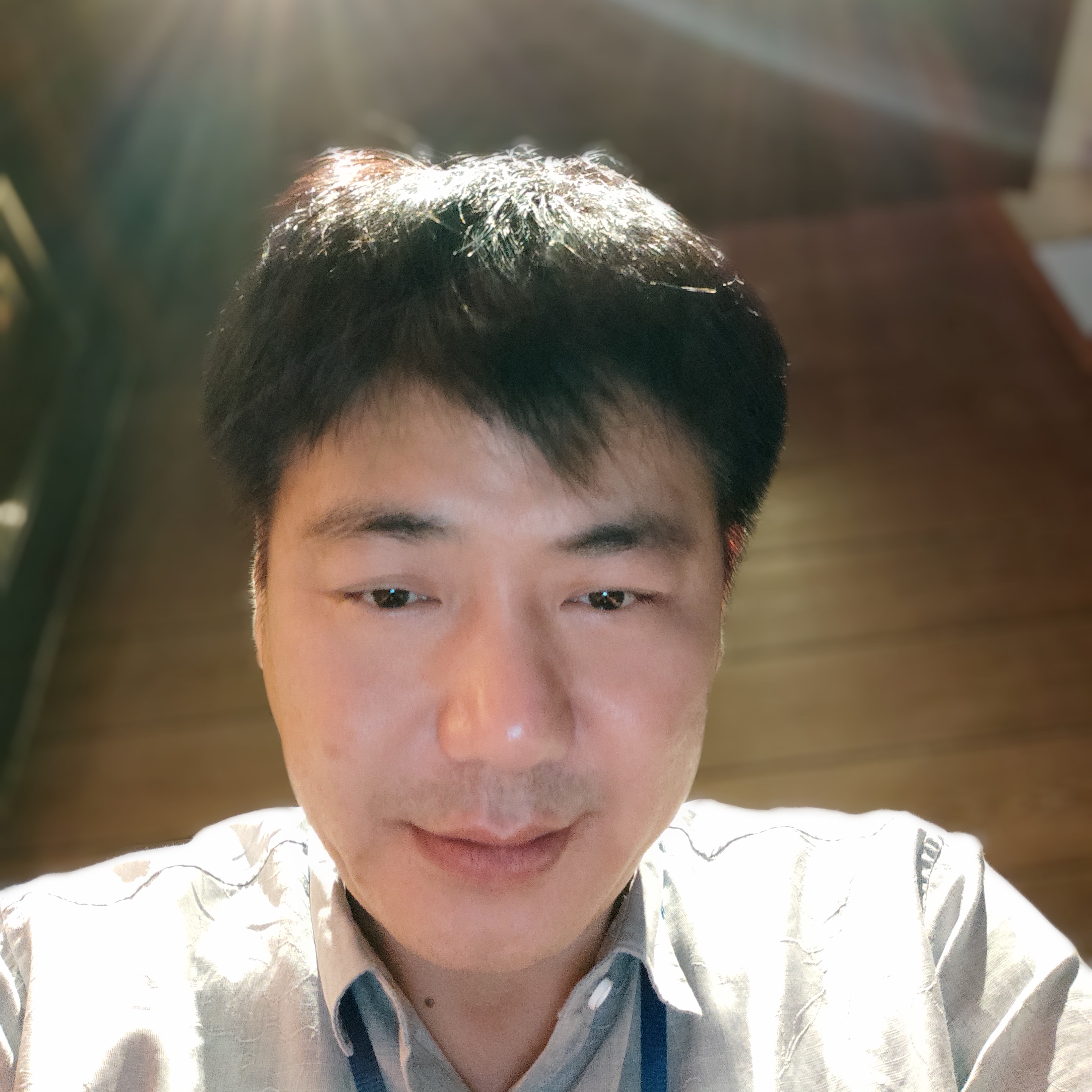 洁净流水的照片