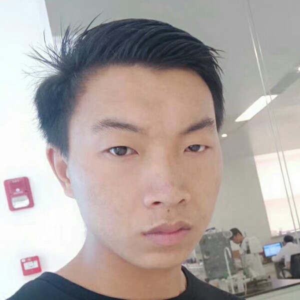 腼腆爱恋水蜜桃的照片