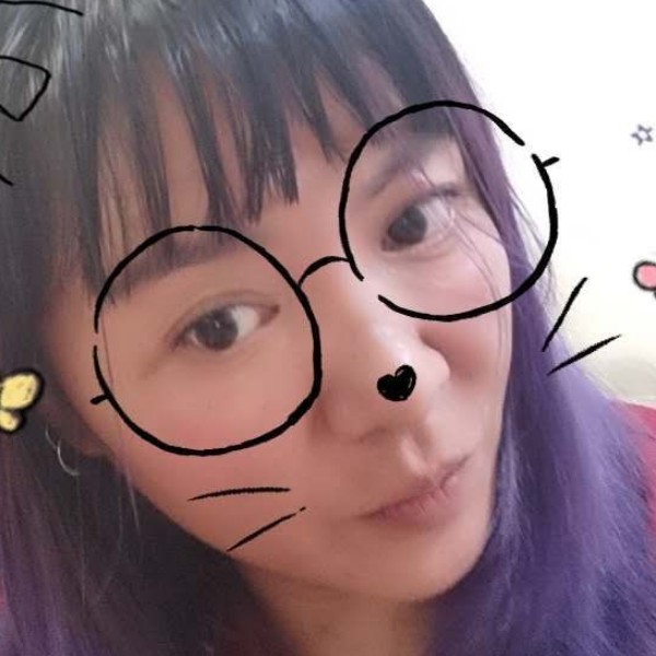 易情的照片