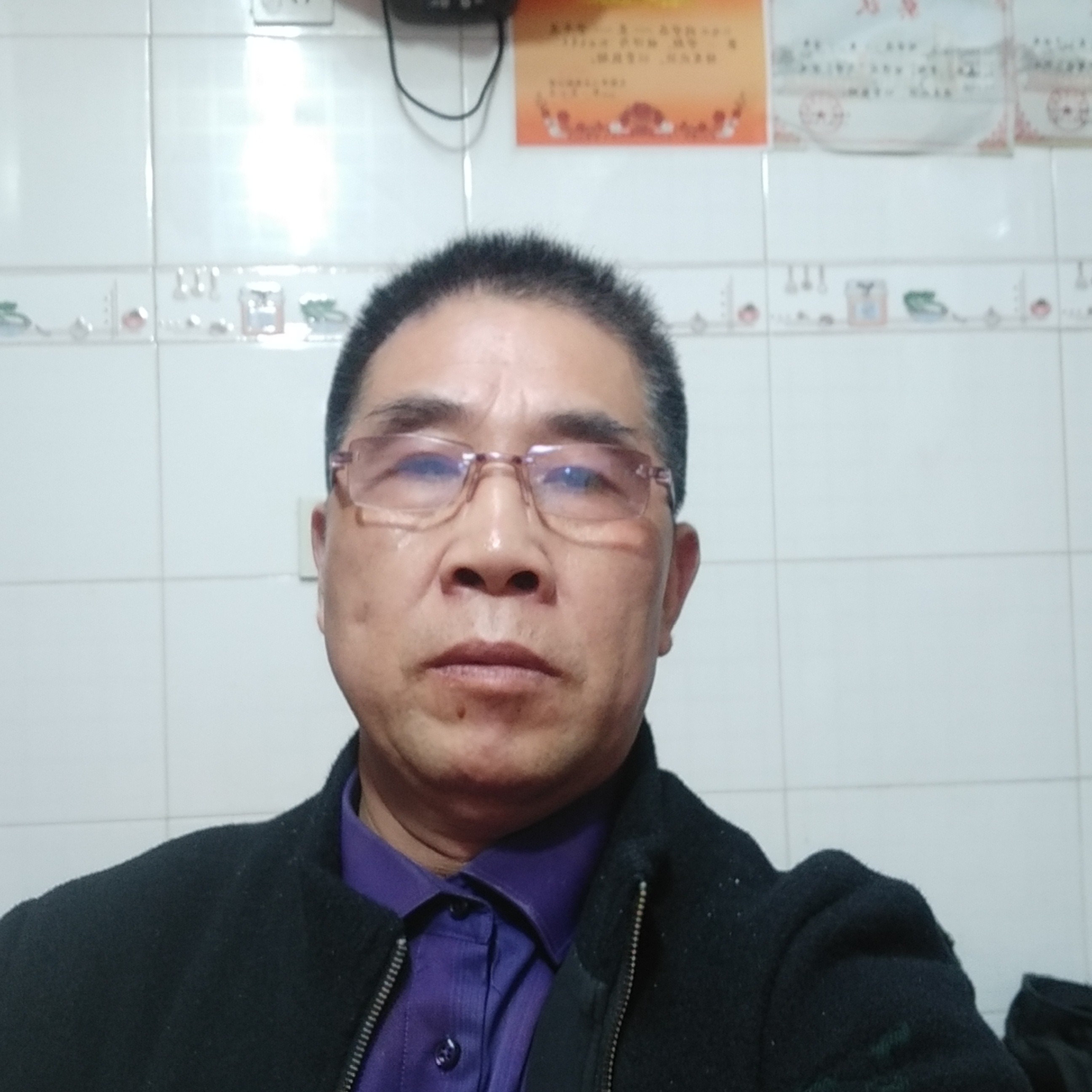 自信踢花卷的照片