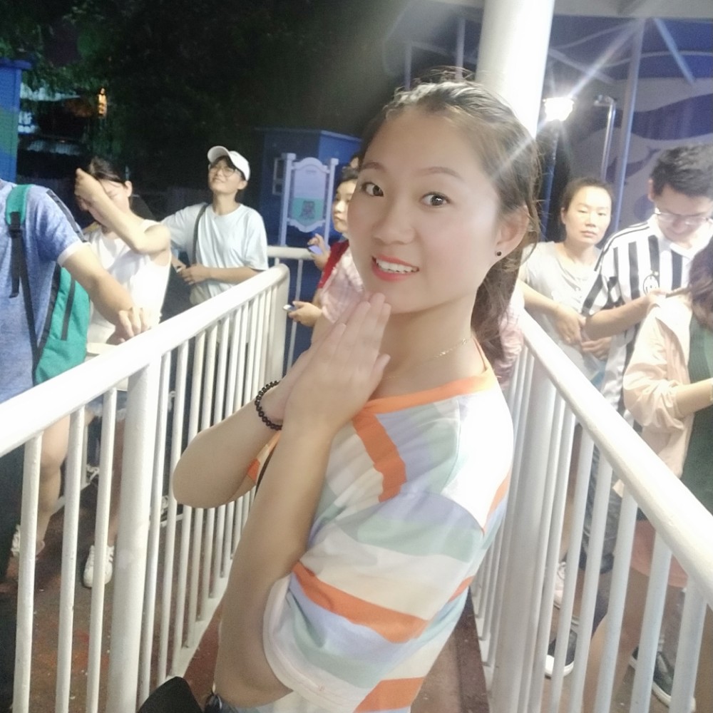 杨、某某的照片