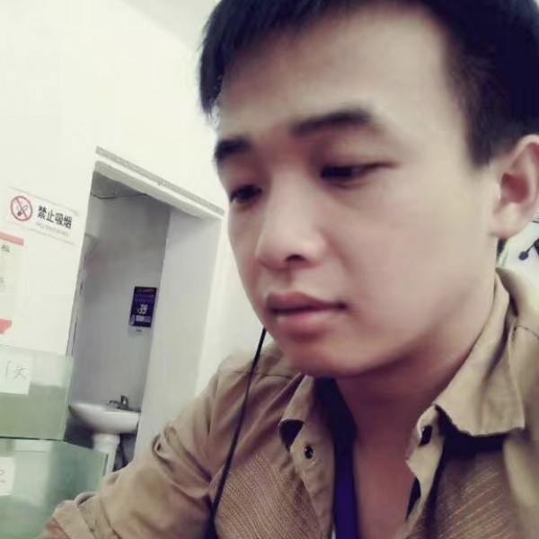 L  、的照片