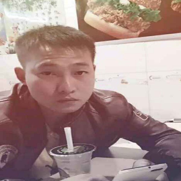 现代彼岸的照片