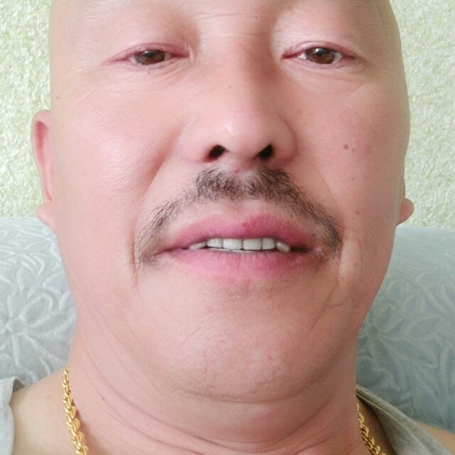 电脑蹁跹瘦瘦的照片