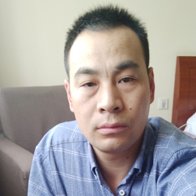 无私的爱给谁的照片