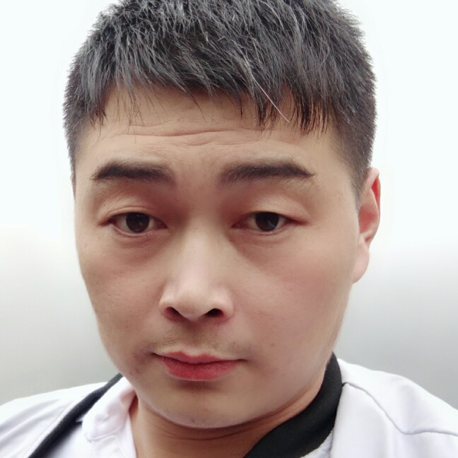 转角寻觅爱的照片