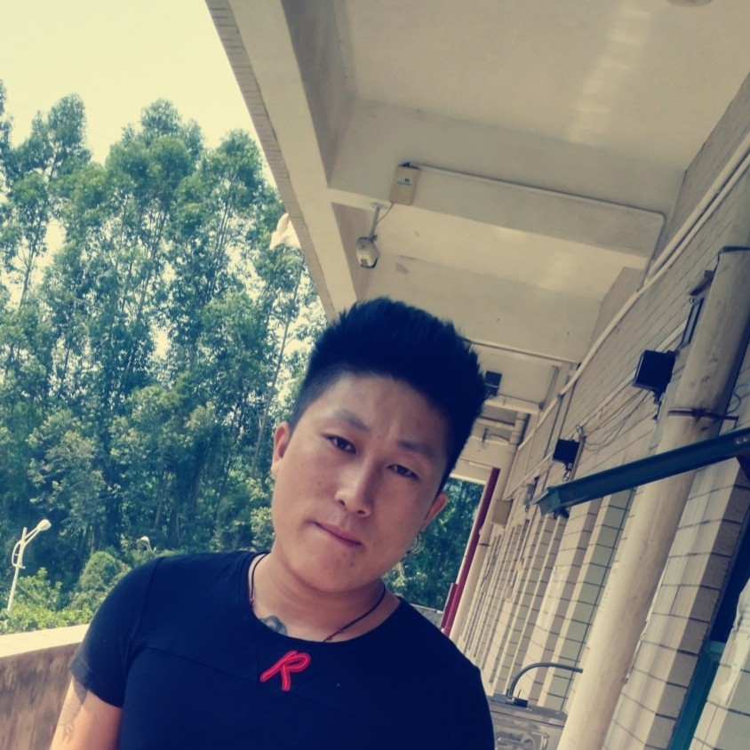温婉苦恋剪影的照片