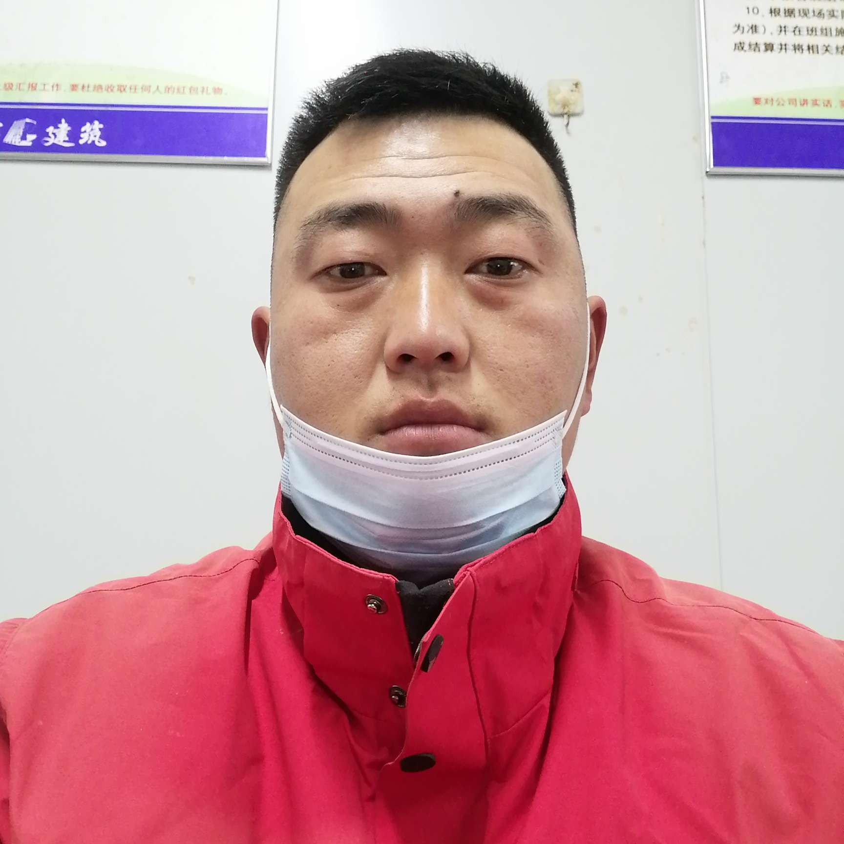 亲爱的拿小蜜蜂的照片