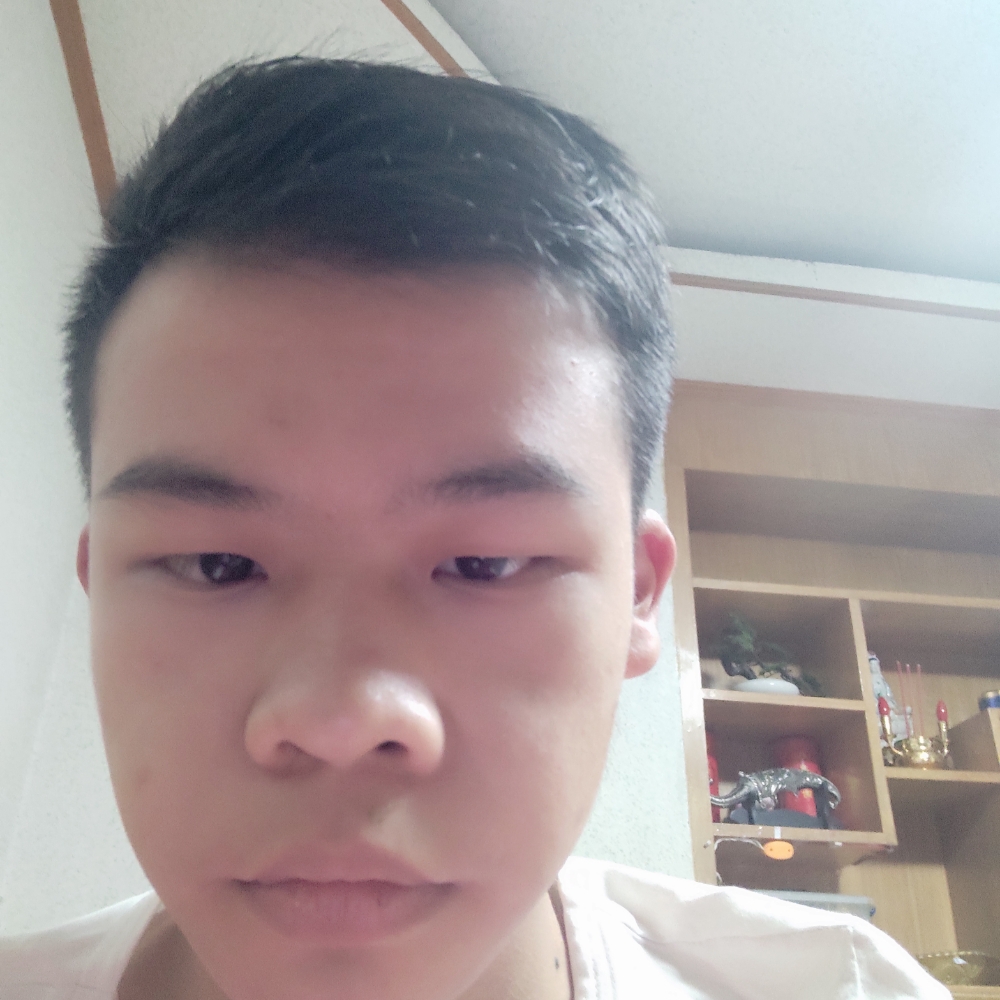 赵易的照片