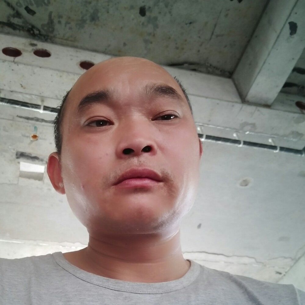 冥王星凝眸孤独的照片