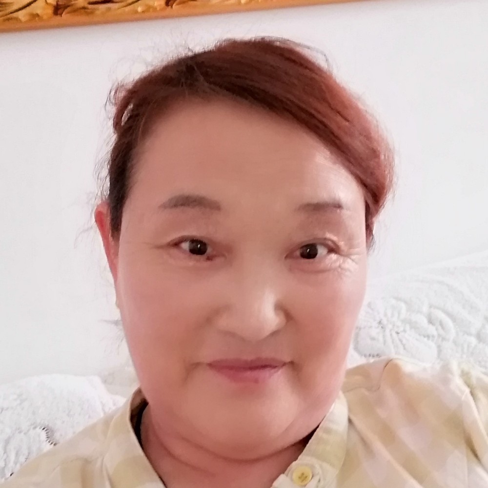 激动有玫瑰的照片