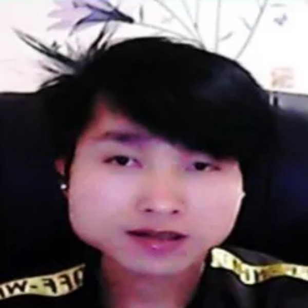 扬晓康。的照片