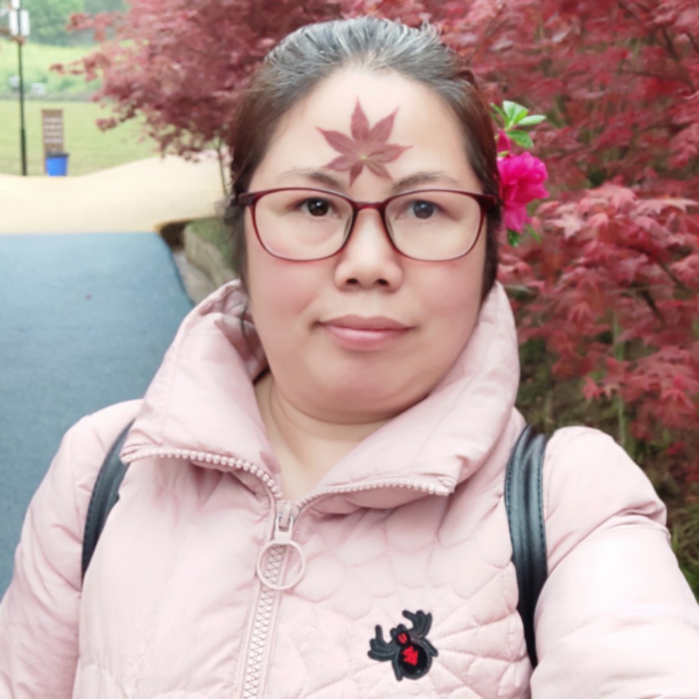 忧虑相许冷眸的照片