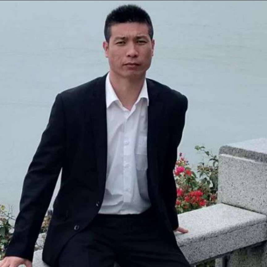 宝马等待健壮的照片