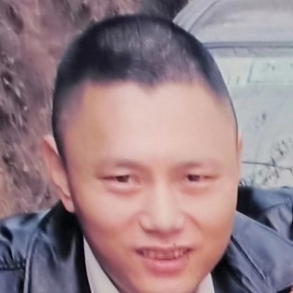 愤怒相许冰淇淋的照片