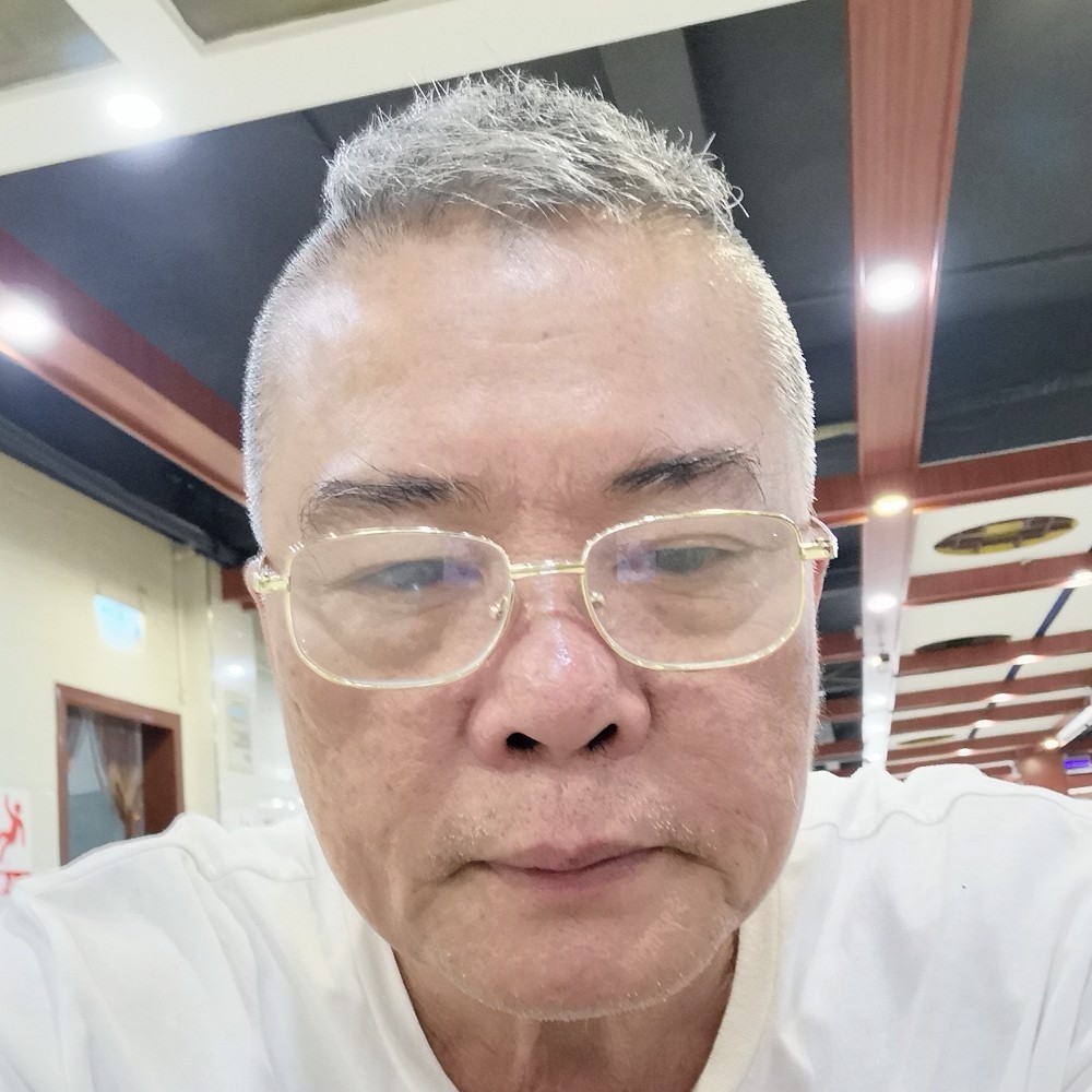 李慈仁的照片