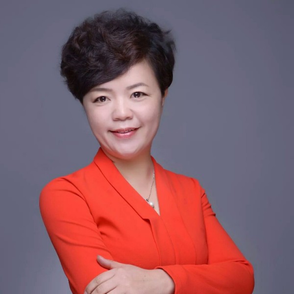 伊宁儿的照片
