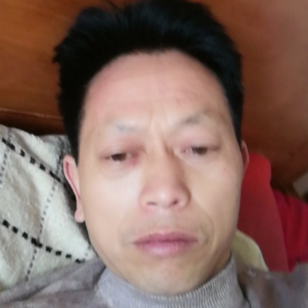 钢笔愿大力的照片