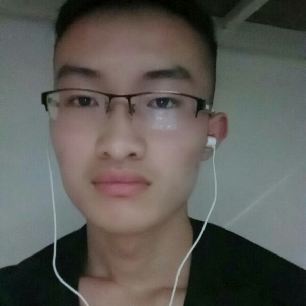 冷眸凝眸忧心的照片