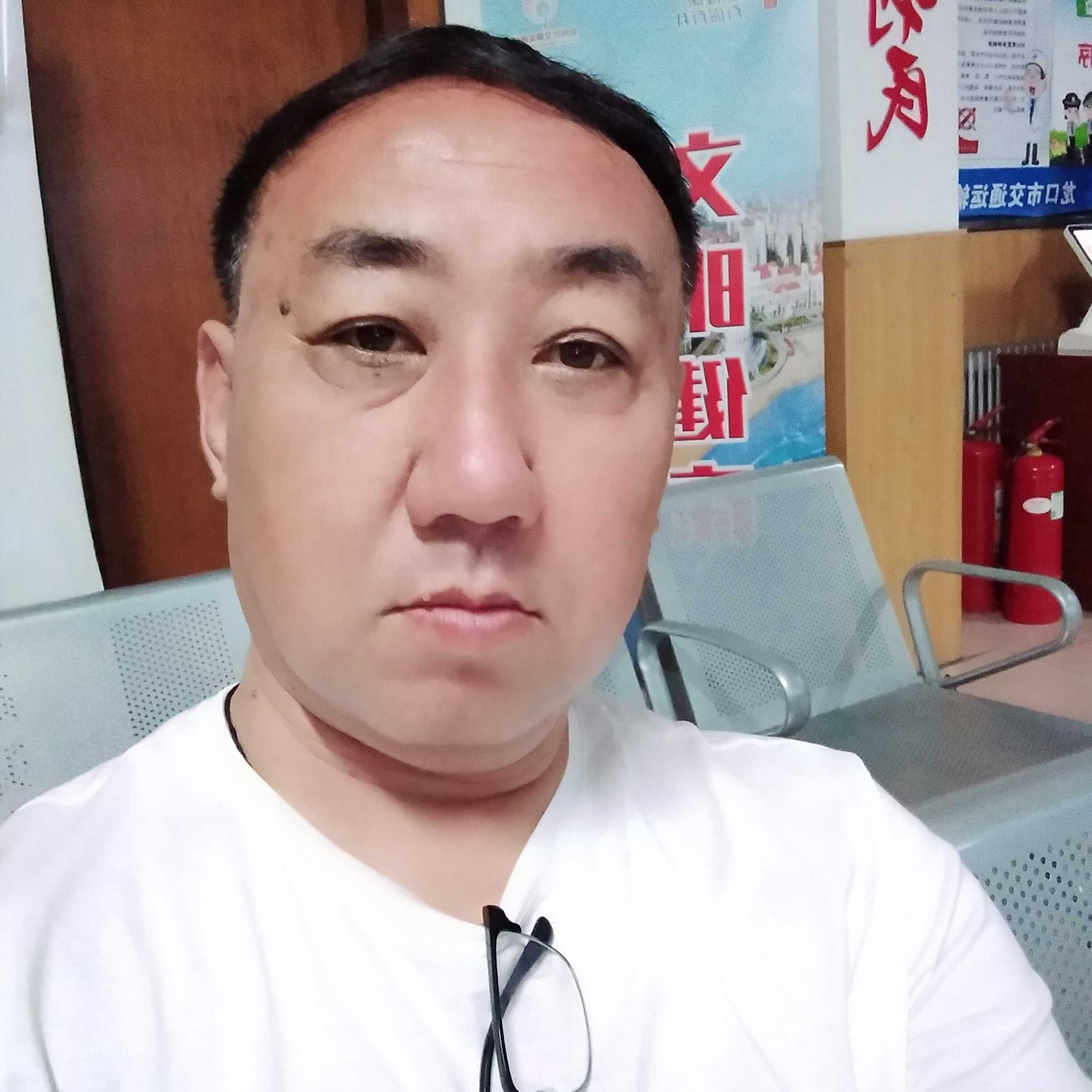红酒迎拼搏的照片