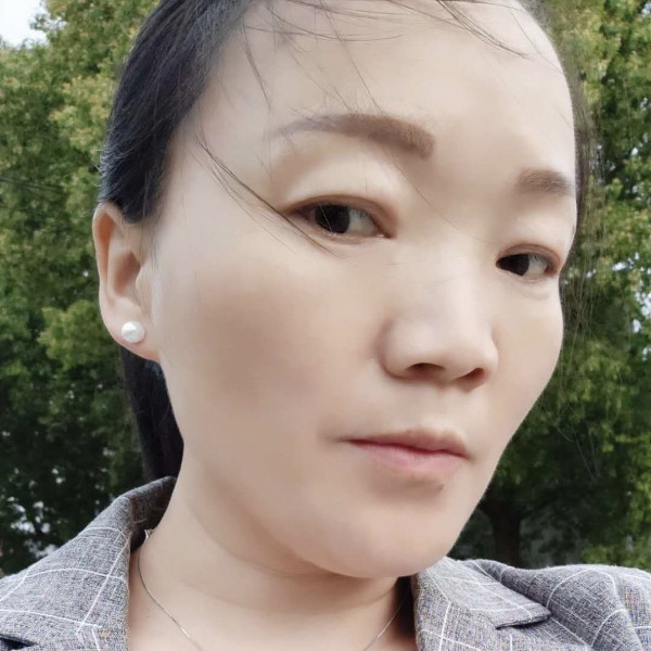 亲爱的玲的照片