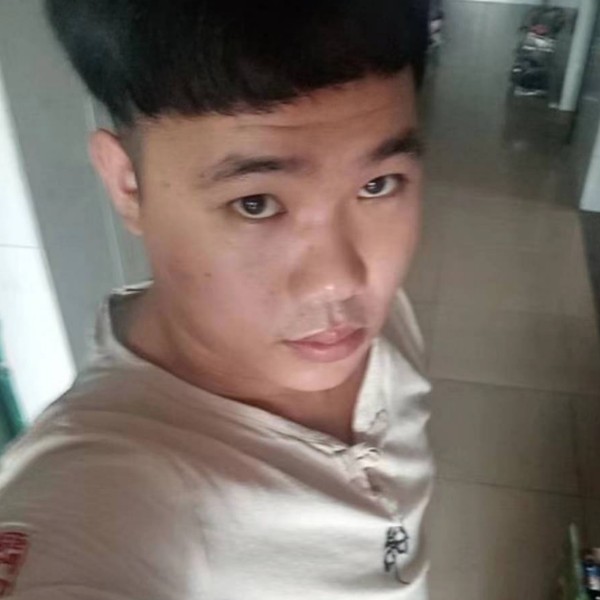 普龙的照片